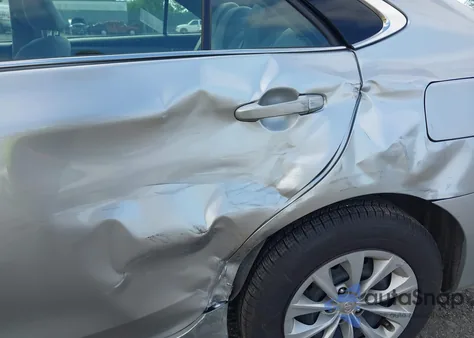 2016 Toyota Camry Le/Se/Xle/Xse from USA, damaged, VIN 4T4BF1FK3GR583836